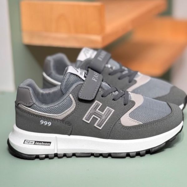 کتونی بچگونه طرح H 999 برند Trip کد 4061206