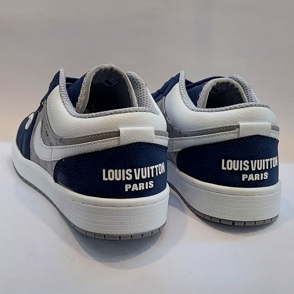 فروش اینترنتی کتونی نایک جردن وان ال وی Jordan 1 LV