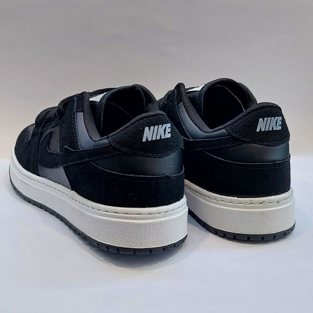 خرید اینترنتی کتونی نایک جردن وان مشکی Nike Jordan 1