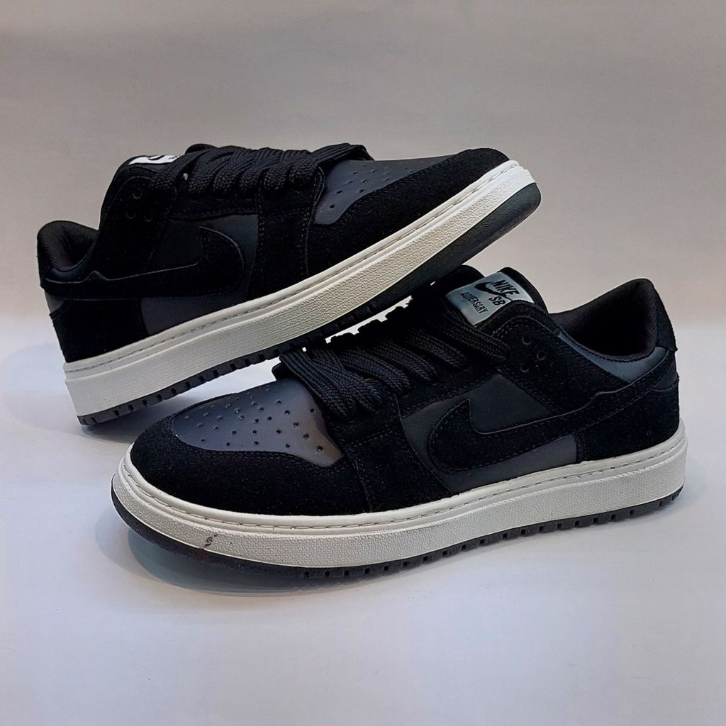 قیمت ارزان کتونی نایک جردن وان مشکی Nike Jordan 1