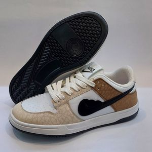 خرید اینترنتی کتونی نایک جردن وان قلبی کرم قهوای Nike Jordan 1