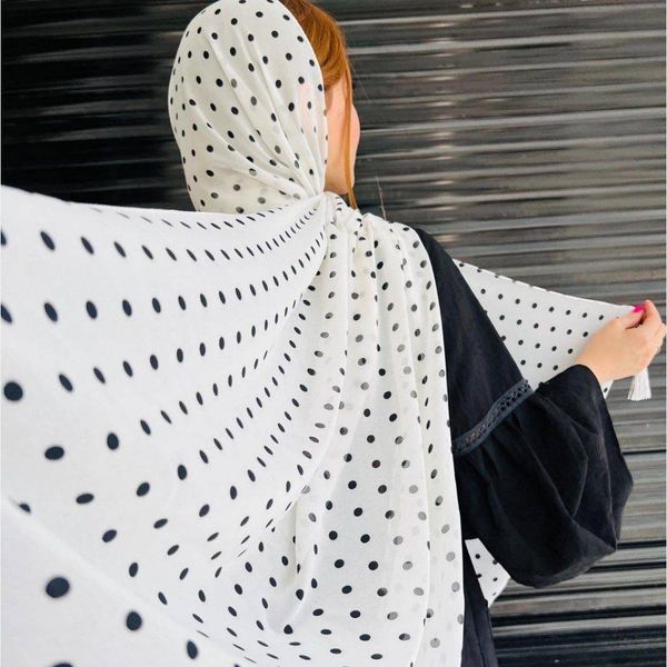 شال توپی سفید و مشکی 417