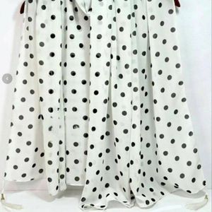 خرید انلاین شال توپی سفید و مشکی