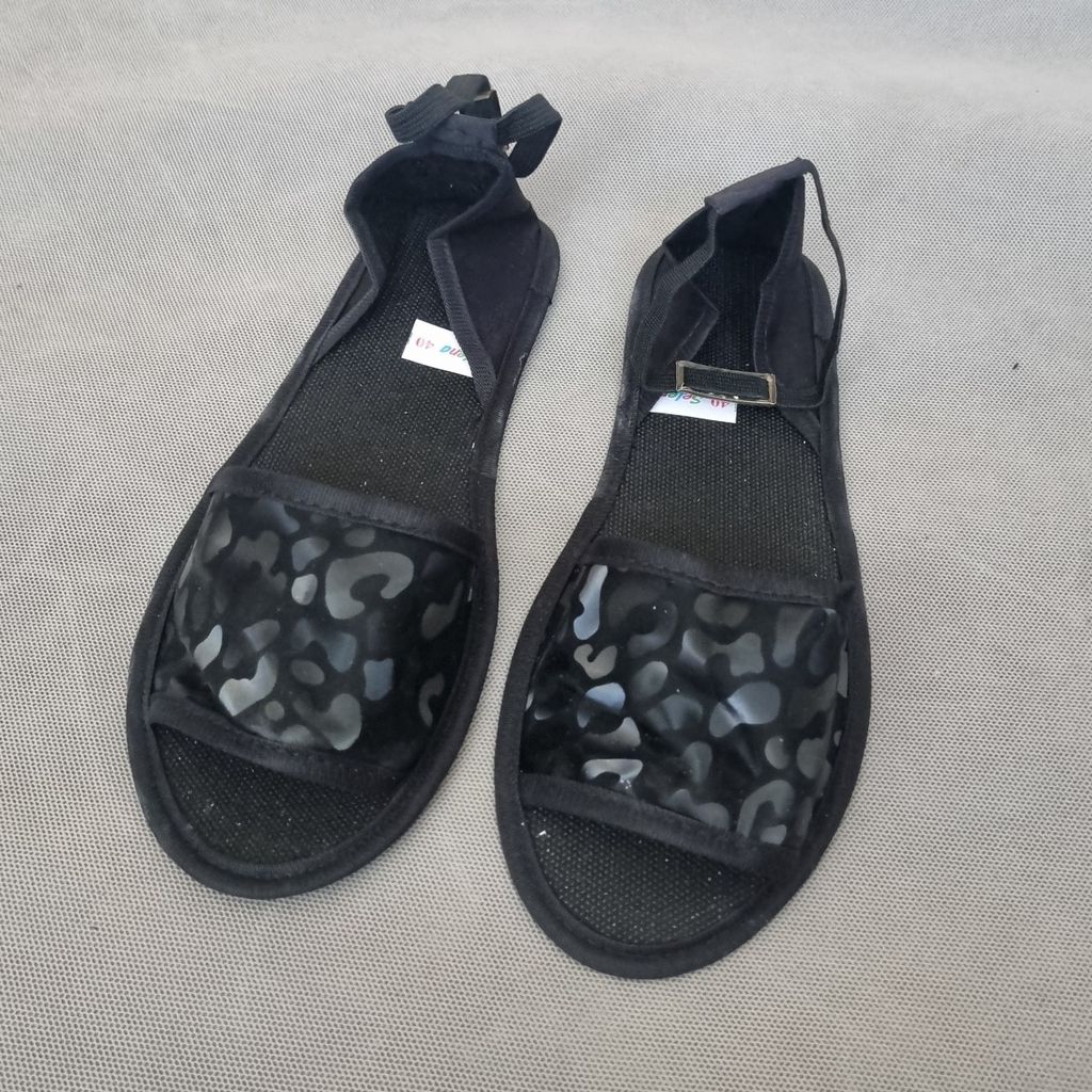 فروش اینترنتی صندل طرحدار پلنگی سایز 37 تا 40 بسیار نرم و سبک