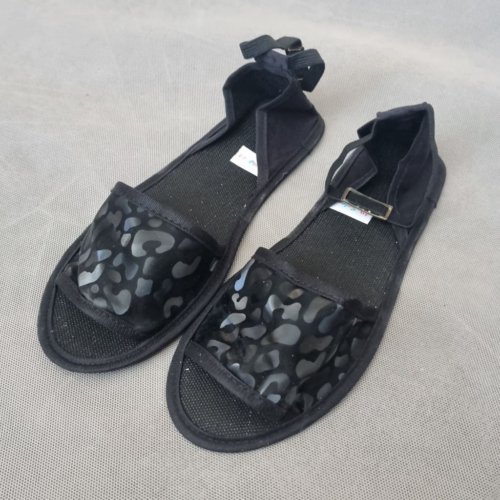 قیمت صندل طرحدار پلنگی سایز 37 تا 40 بسیار نرم و سبک