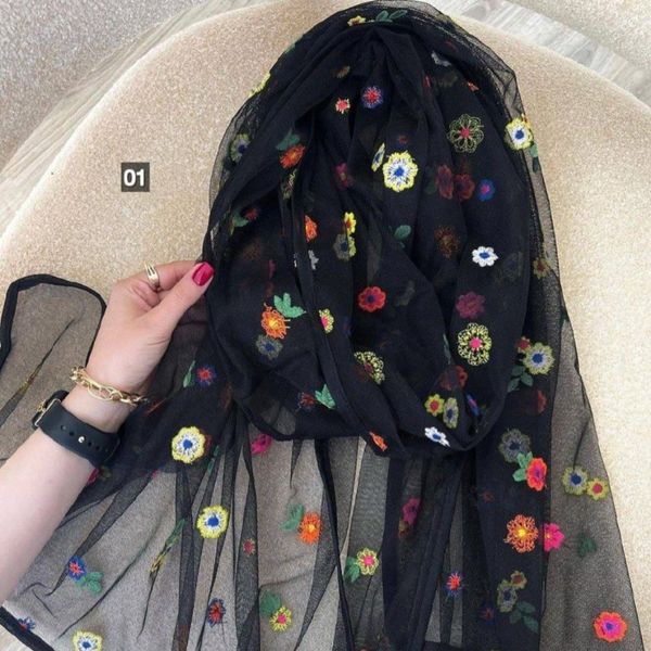 شال تور گل‌ ابریشم ستلند