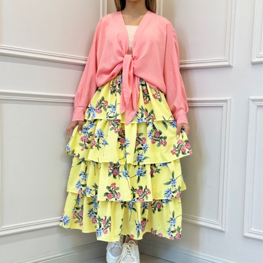 خرید اینترنتی شومیز و دامن طرح دار ستلند