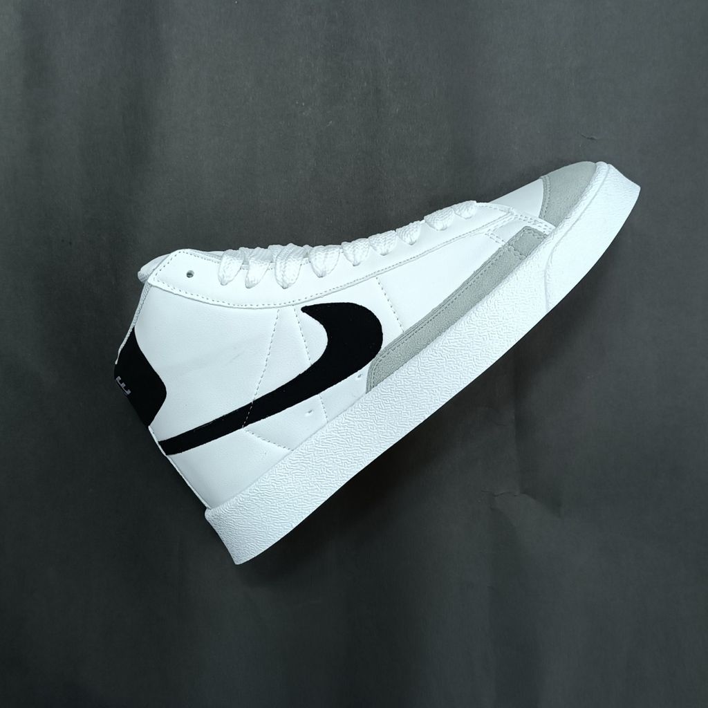 مشخصات کتونی مردانه نایک بلیزر ساق دار کیفیت بالا