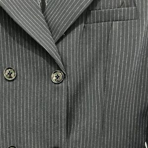 قیمت ارزان مانتو شلوار اداری دکمه مشکی