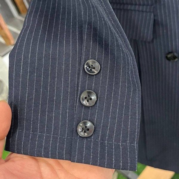 مانتو شلوار اداری دکمه مشکی