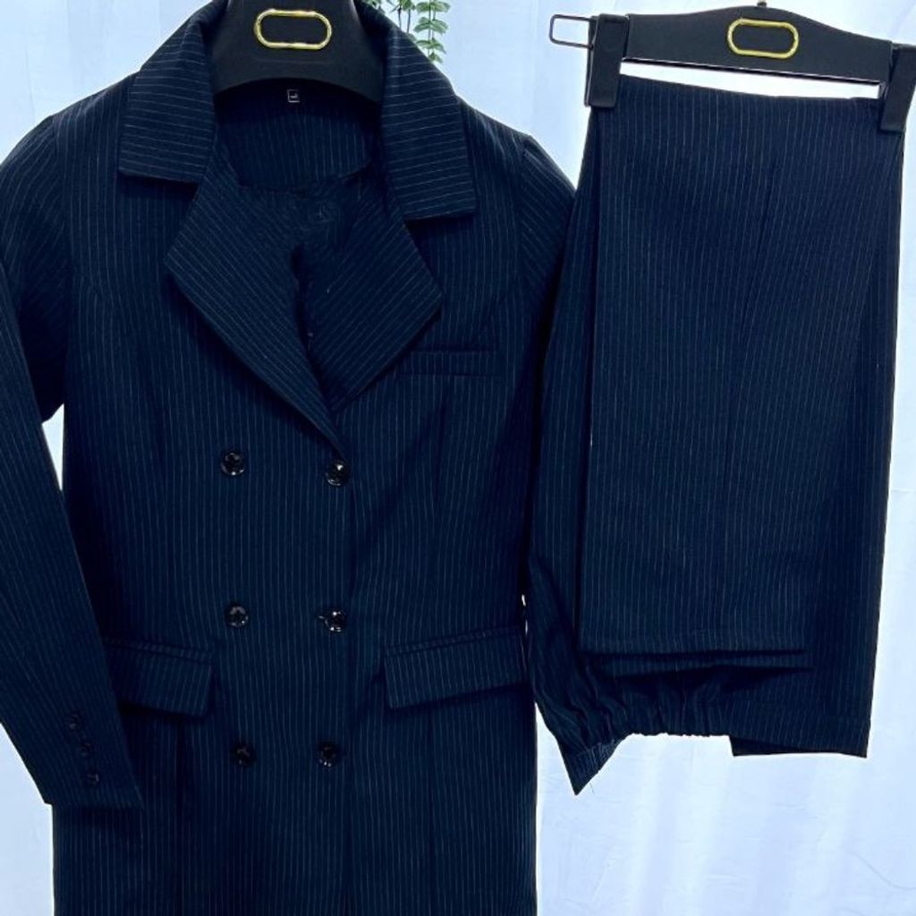 قیمت ارزان مانتو شلوار اداری دکمه مشکی