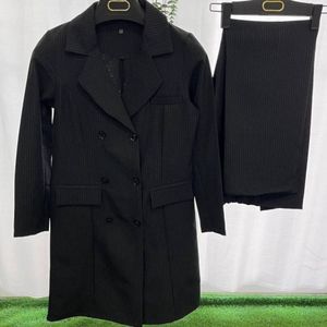 خرید اینترنتی مانتو شلوار اداری دکمه مشکی