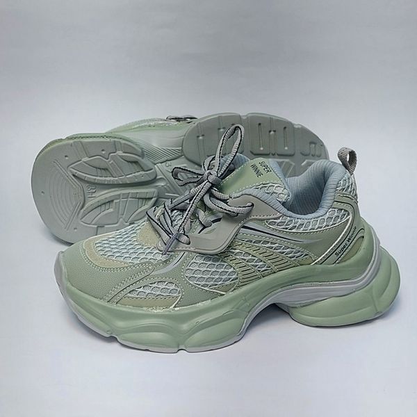 کتونی سوپر وینی Super Winnie با کیفیت بالا