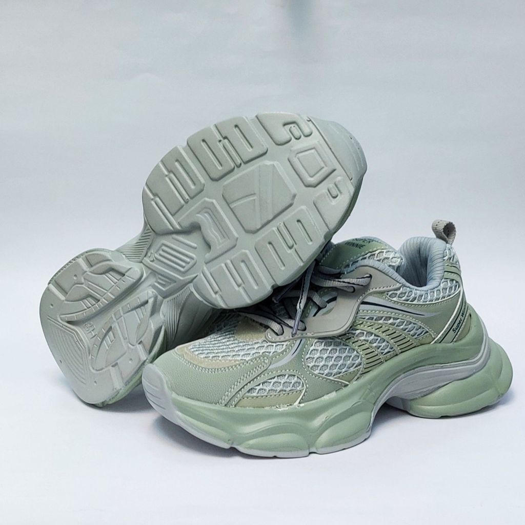 فروش اینترنتی کتونی سوپر وینی Super Winnie با کیفیت بالا