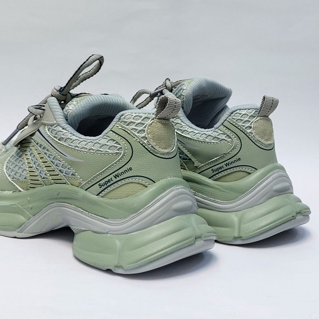 قیمت ارزان کتونی سوپر وینی Super Winnie با کیفیت بالا