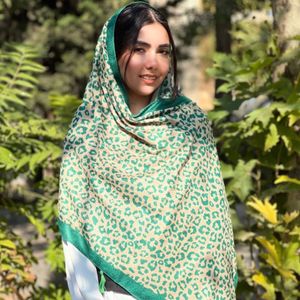 مشخصات شال مخمل منگوله دار کد 1149