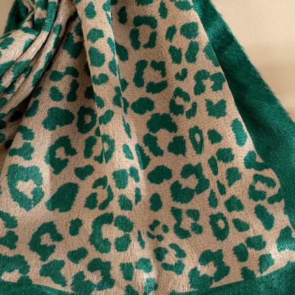 شال مخمل منگوله دار کد 1149