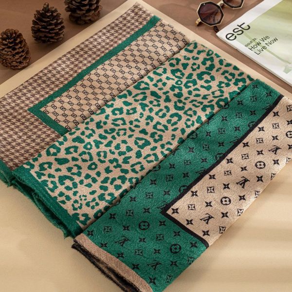 شال مخمل منگوله دار کد 1149