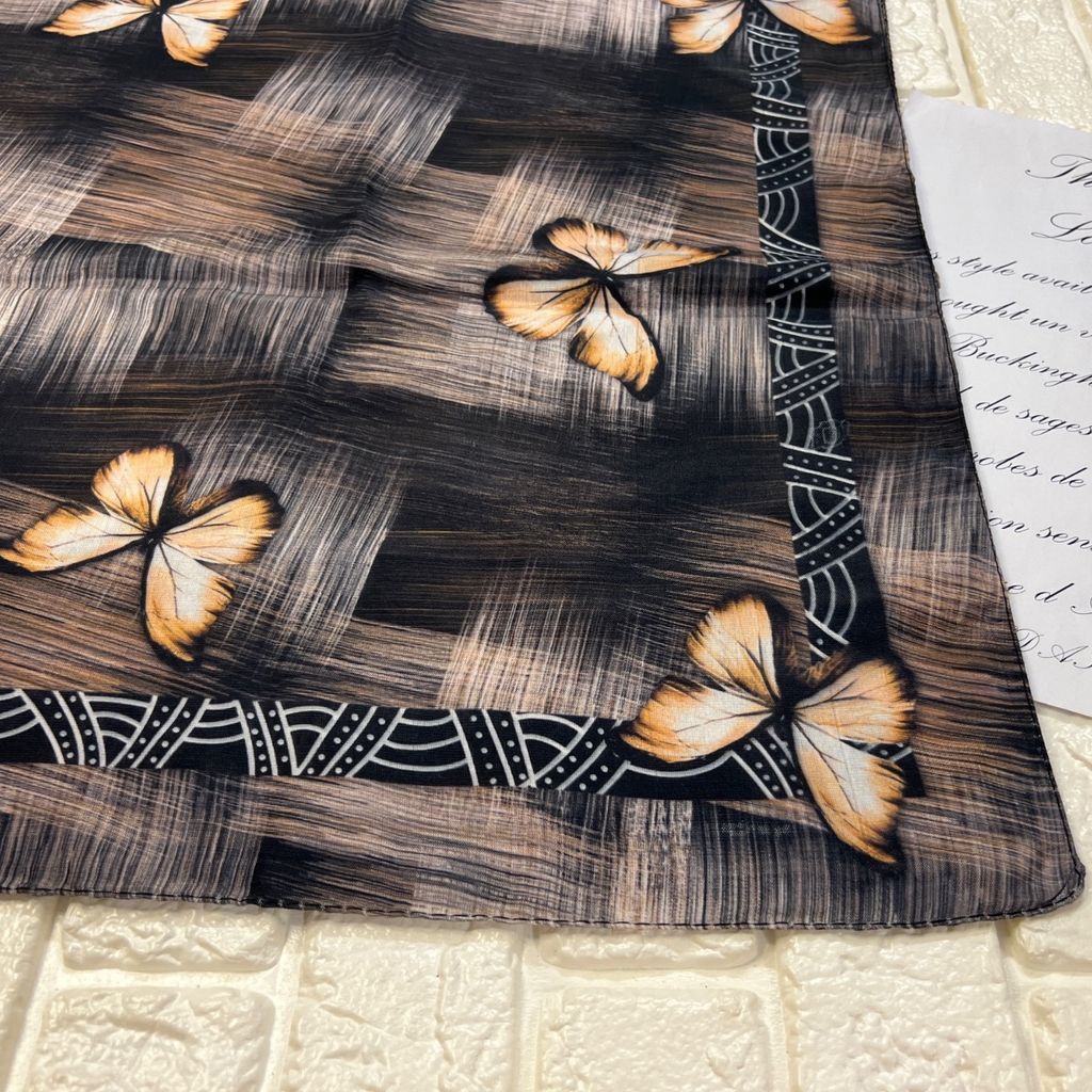 خرید اینترنتی روسری نخی طرح پروانه