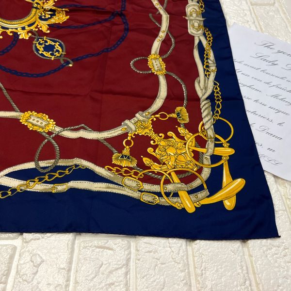 روسری ابریشم ساتن