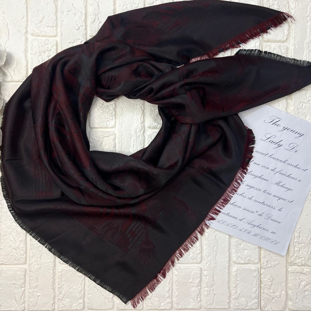 خرید انلاین روسری ژاکارد لمه دار دورو