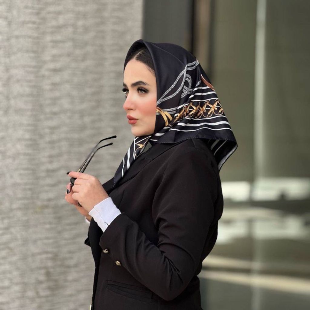 مشخصات مینی اسکارف ابریشم توییل