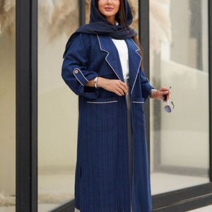 مانتو یقه انگلیسی هستی