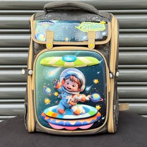 خرید اینترنتی قیمت کوله پشتی بچگانه صندوقی طرح Space برند K-Z کد 4061602