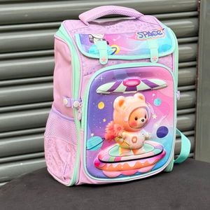 خرید اینترنتی قیمت کوله پشتی بچگانه صندوقی طرح Space برند K-Z کد 4061602