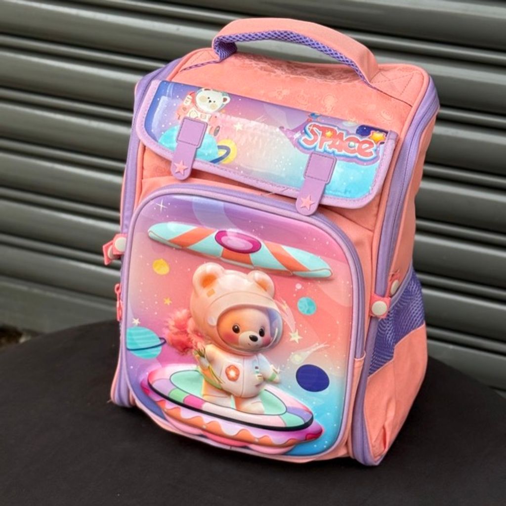 خرید اینترنتی قیمت کوله پشتی بچگانه صندوقی طرح Space برند K-Z کد 4061602