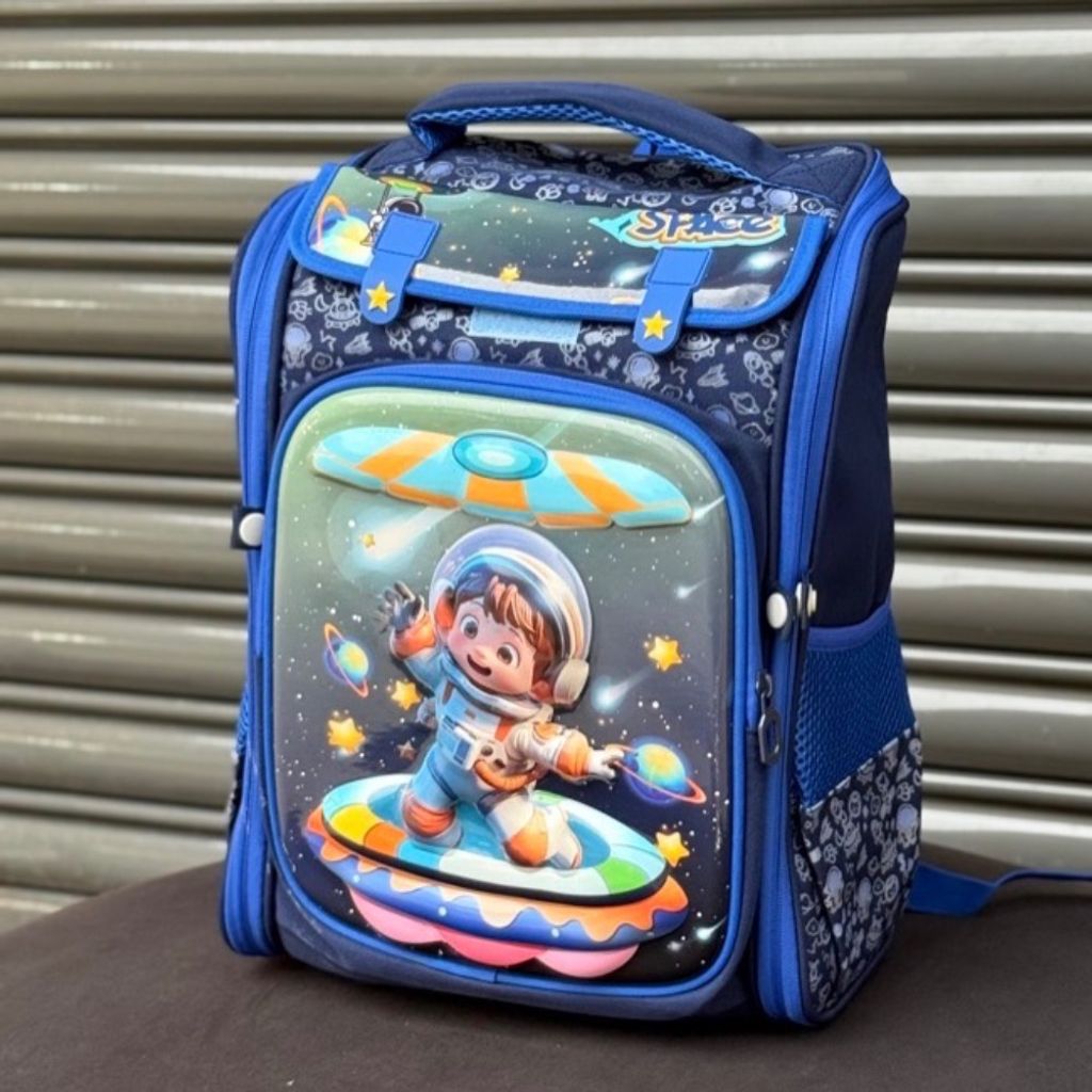 قیمت ارزان کوله پشتی بچگانه صندوقی طرح Space برند K-Z کد 4061602