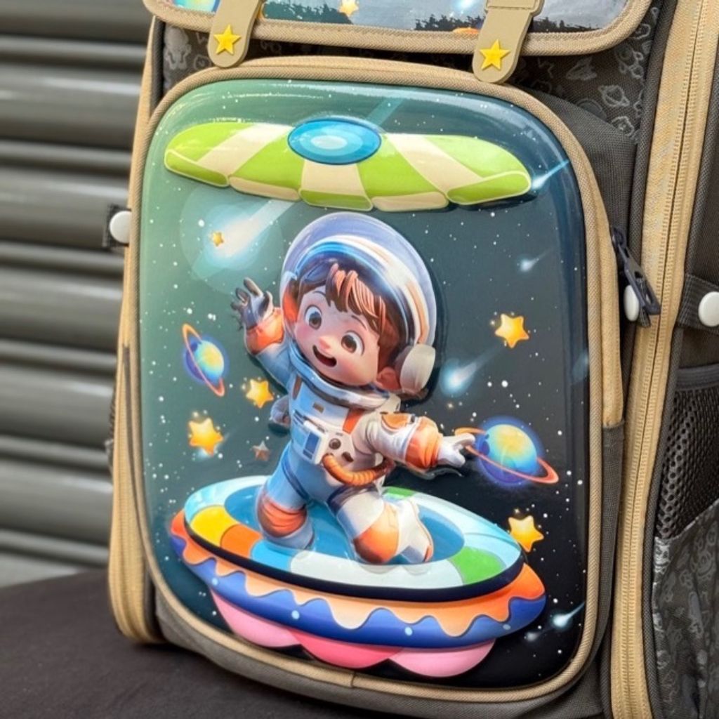 فروش اینترنتی کوله پشتی بچگانه صندوقی طرح Space برند K-Z کد 4061602