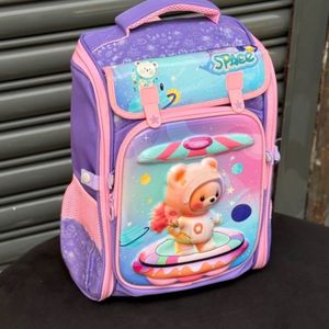 خرید اینترنتی کوله پشتی بچگانه صندوقی طرح Space برند K-Z کد 4061602