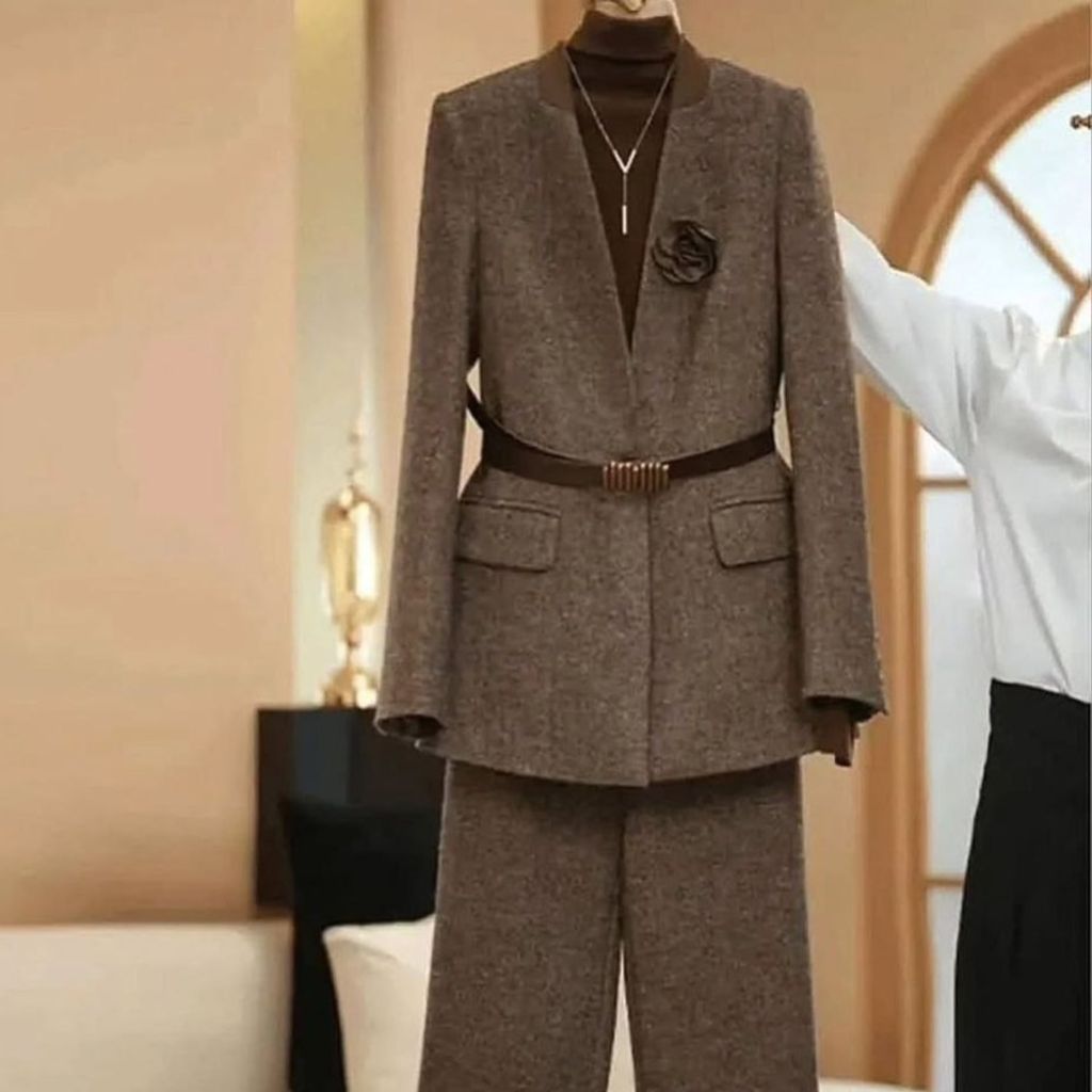 قیمت ست مانتو شلوار توییت جناغی آترین