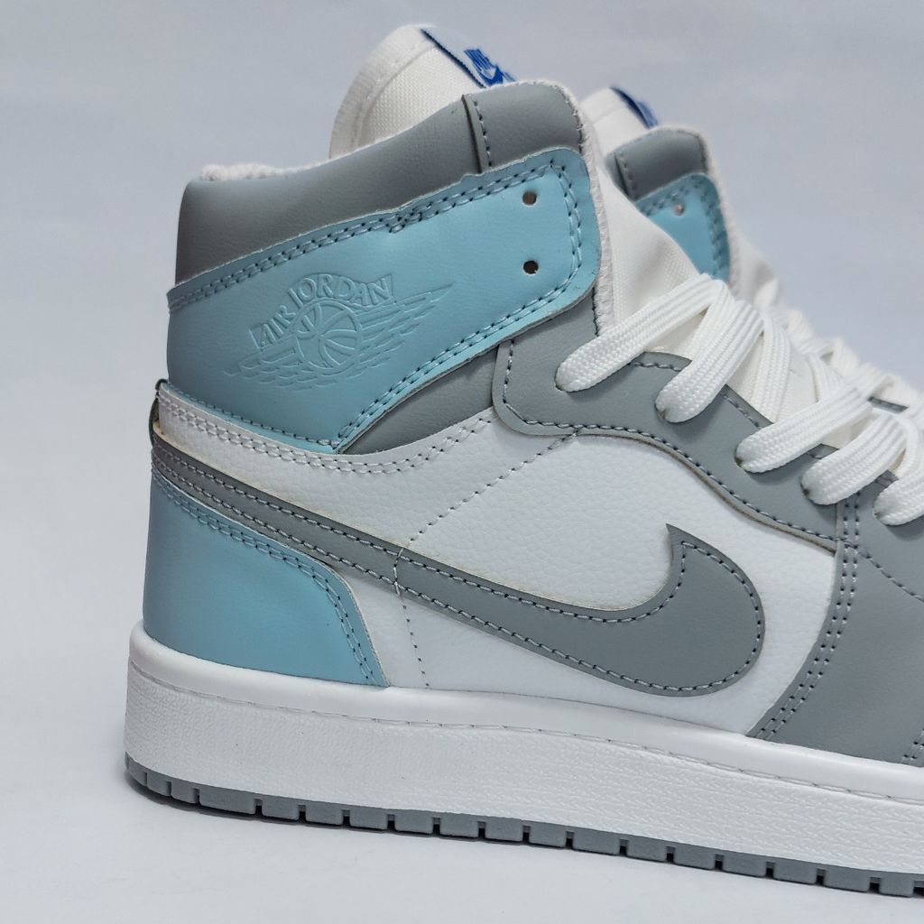 خرید اینترنتی کتونی پرطرفدار جردن وان ساقدار Nike Jordan