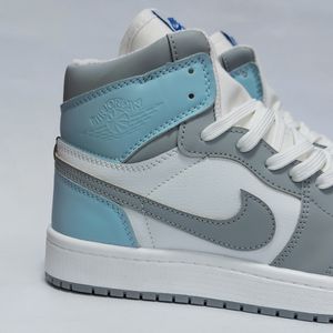 خرید اینترنتی کتونی پرطرفدار جردن وان ساقدار Nike Jordan