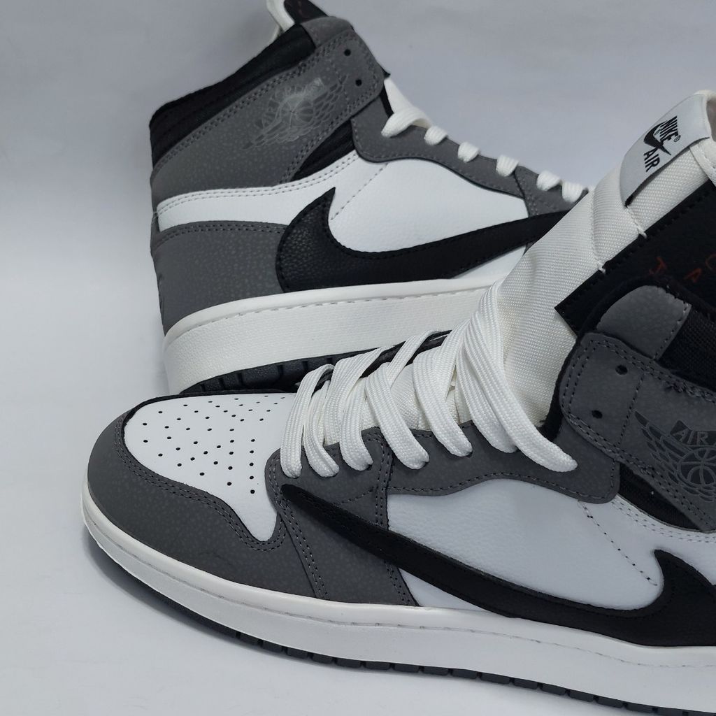 فروش اینترنتی کتونی پرطرفدار و ترند نایک ترویس ساقدار Nike Travis