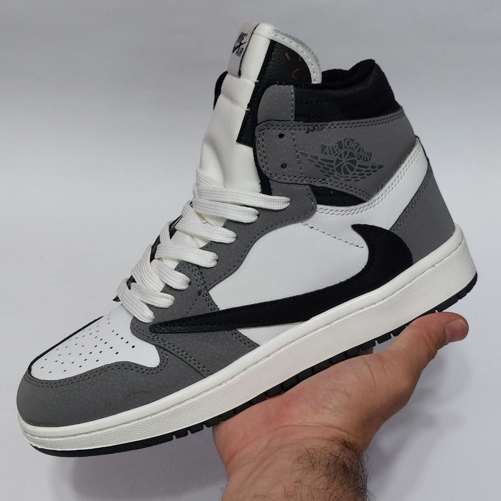 قیمت ارزان کتونی پرطرفدار و ترند نایک ترویس ساقدار Nike Travis