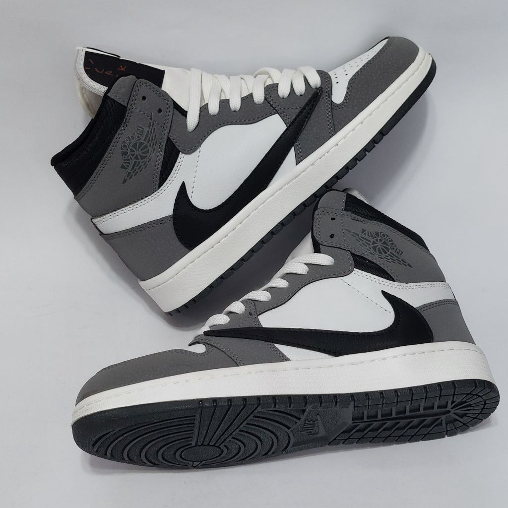 خرید آنلاین کتونی پرطرفدار و ترند نایک ترویس ساقدار Nike Travis