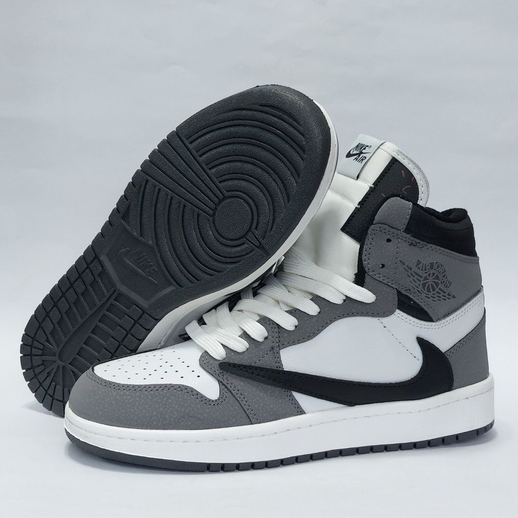 قیمت ارزان کتونی پرطرفدار و ترند نایک ترویس ساقدار Nike Travis