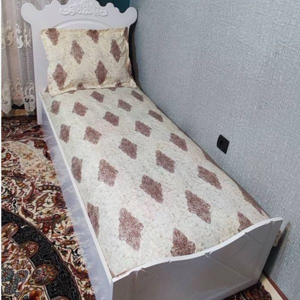 روتختی یکنفره کرم شیری قهوه ای روکش تشک کشدوزی شده یک نفره