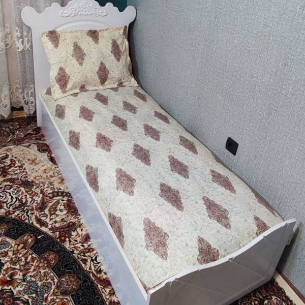 روتختی یکنفره کرم شیری قهوه ای روکش تشک کشدوزی شده یک نفره