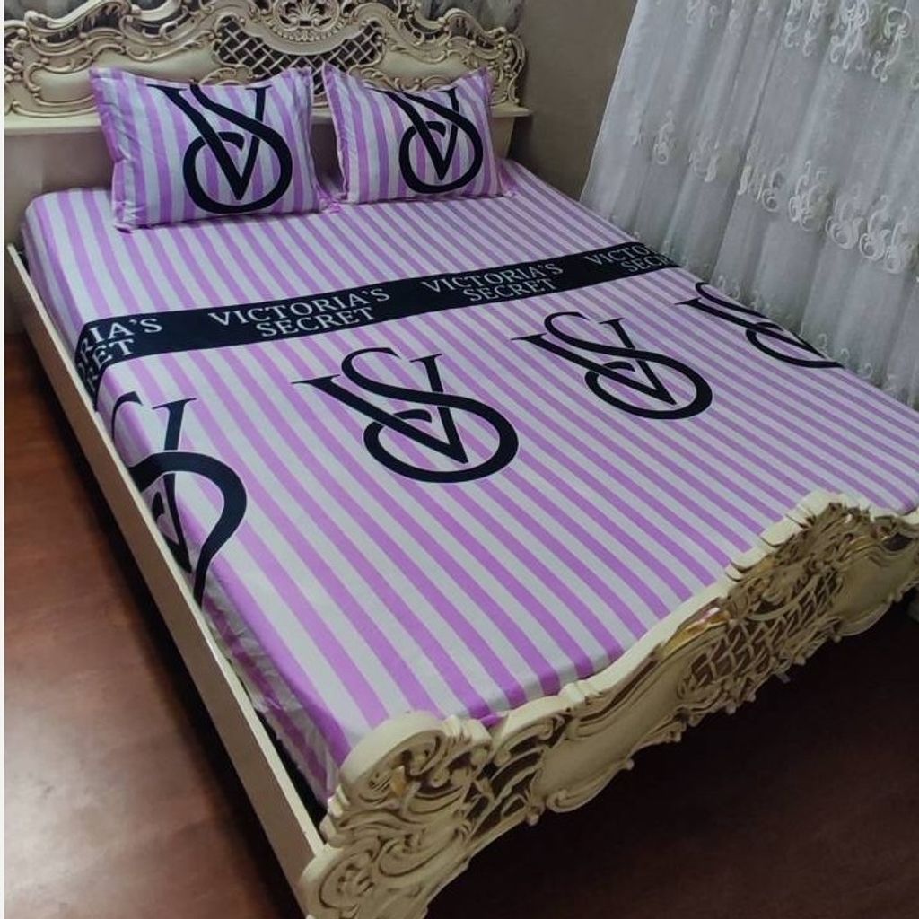 قیمت روتختی دونفره طرح ویکتوریا سکرت سفید صورتی روکش دونفره Victorias Secret