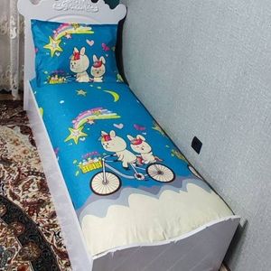 مشخصات روتختی یک نفره زمینه ابی اسمانی روتختی کارتونی طرح دوچرخه