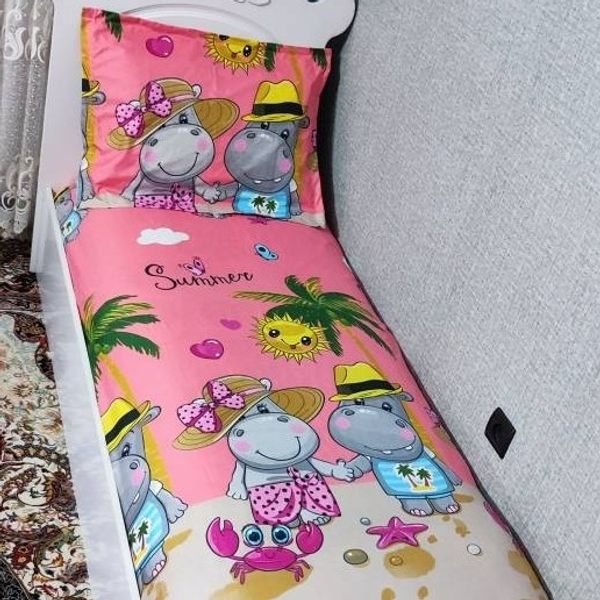 روتختی یکنفره عروسکی دخترانه صورتی کشدوزی شده با روبالش