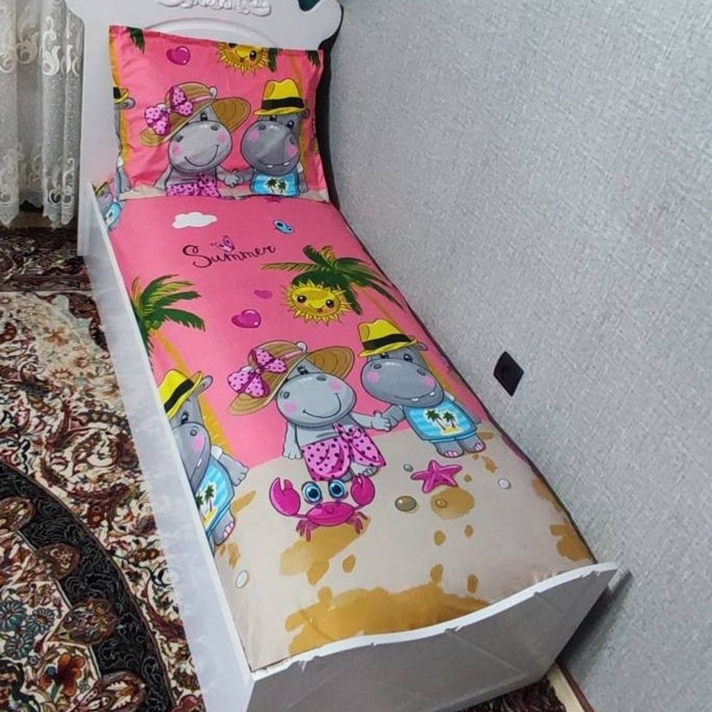 فروش اینترنتی روتختی یکنفره عروسکی دخترانه صورتی کشدوزی شده با روبالش