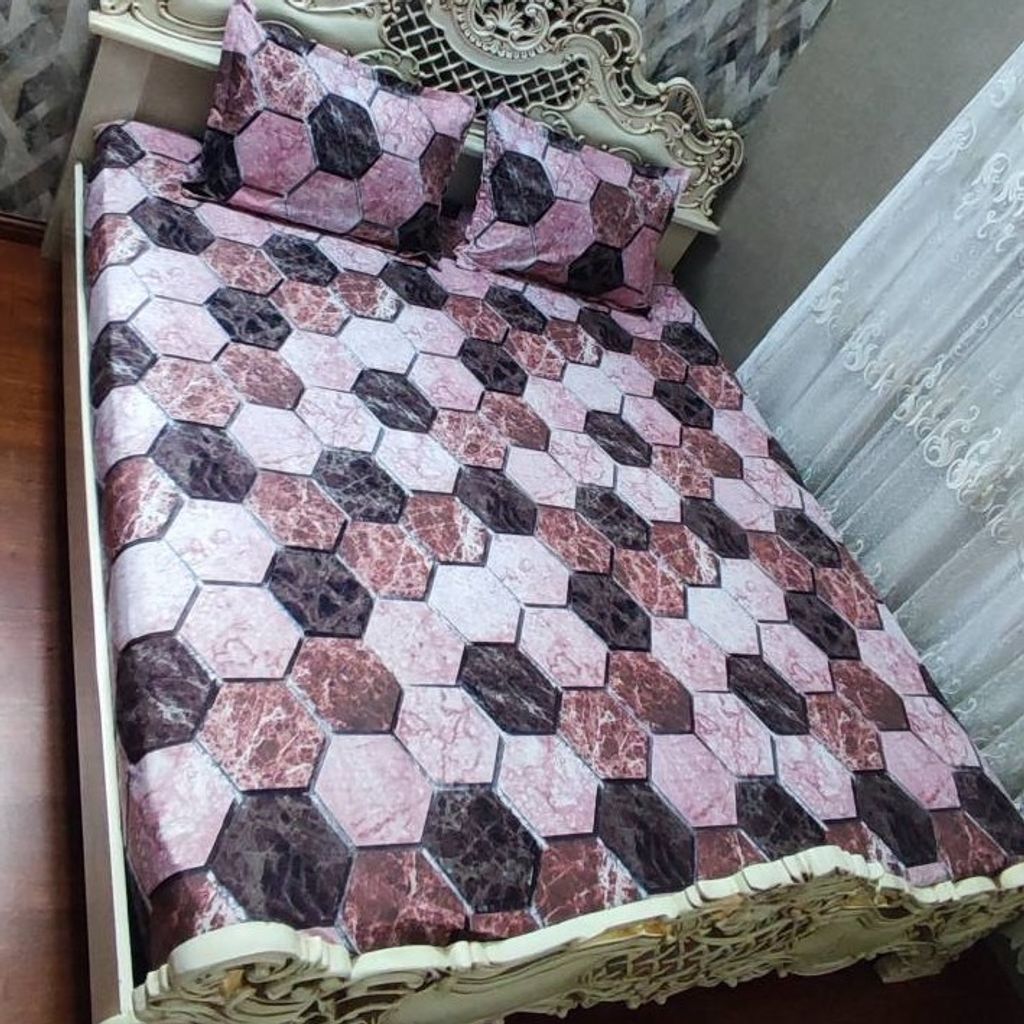 فروش اینترنتی روتختی دونفره طرح سنگی چند ضلعی قهوه ای صورتی گلبهی