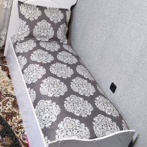 روتختی یک نفره زمینه طوسی گل دار روکش تشک یکنفره