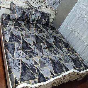 مشخصات روتختی طوسی  قهوه ای دونفره روکش تشک خط طلایی زرد