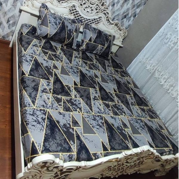 روتختی طوسی  قهوه ای دونفره روکش تشک خط طلایی زرد